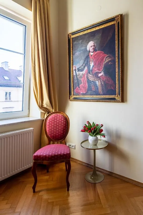Apartament Luster I Obrazow ワルシャワ